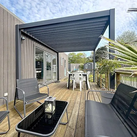 Mobil-home Luxueux A Jullouville, 200m Plage, Piscine Chauffee, Pour 6 Personnes - Fr-1-361a-73 * 瑞卢维尔莱潘